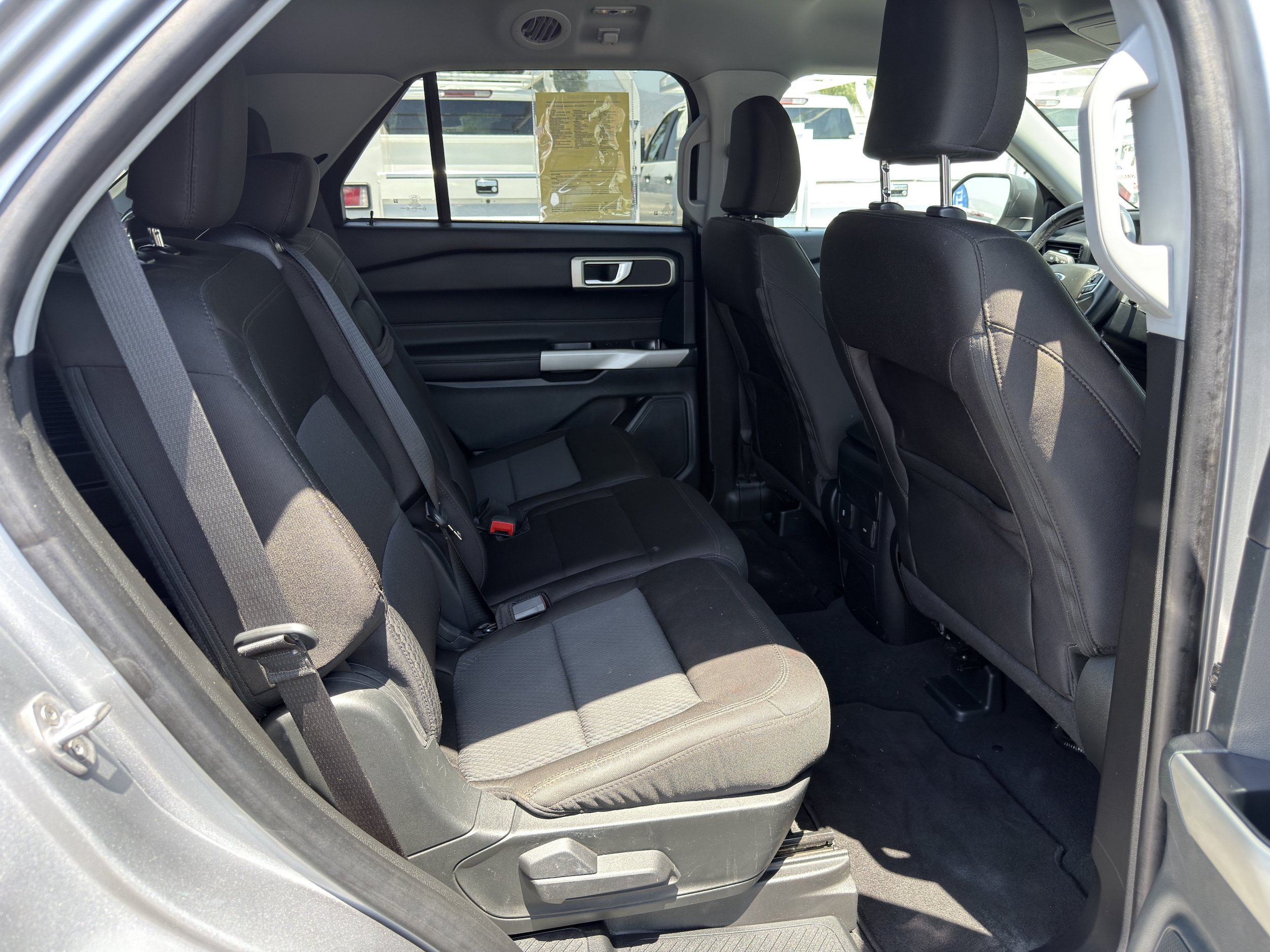 Used 2023 Ford Explorer XLT RWD image 12