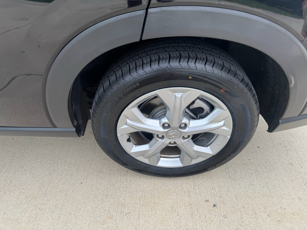 Certified 2023 Honda HR-V LX image 30