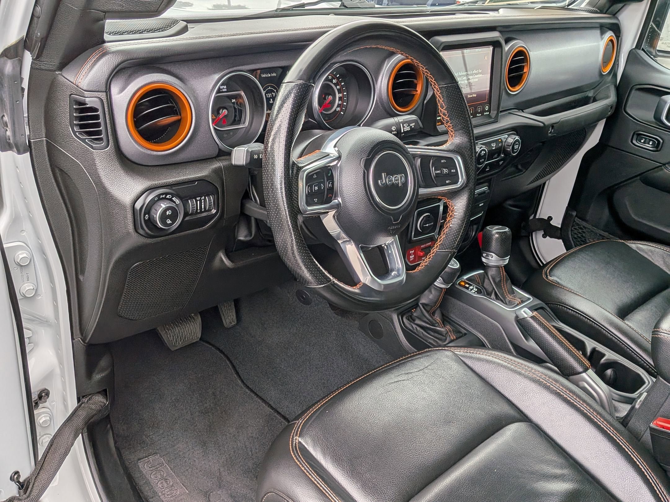 Used 2022 Jeep Gladiator Mojave w/ Trailer Tow Package AWD/4WD image 12