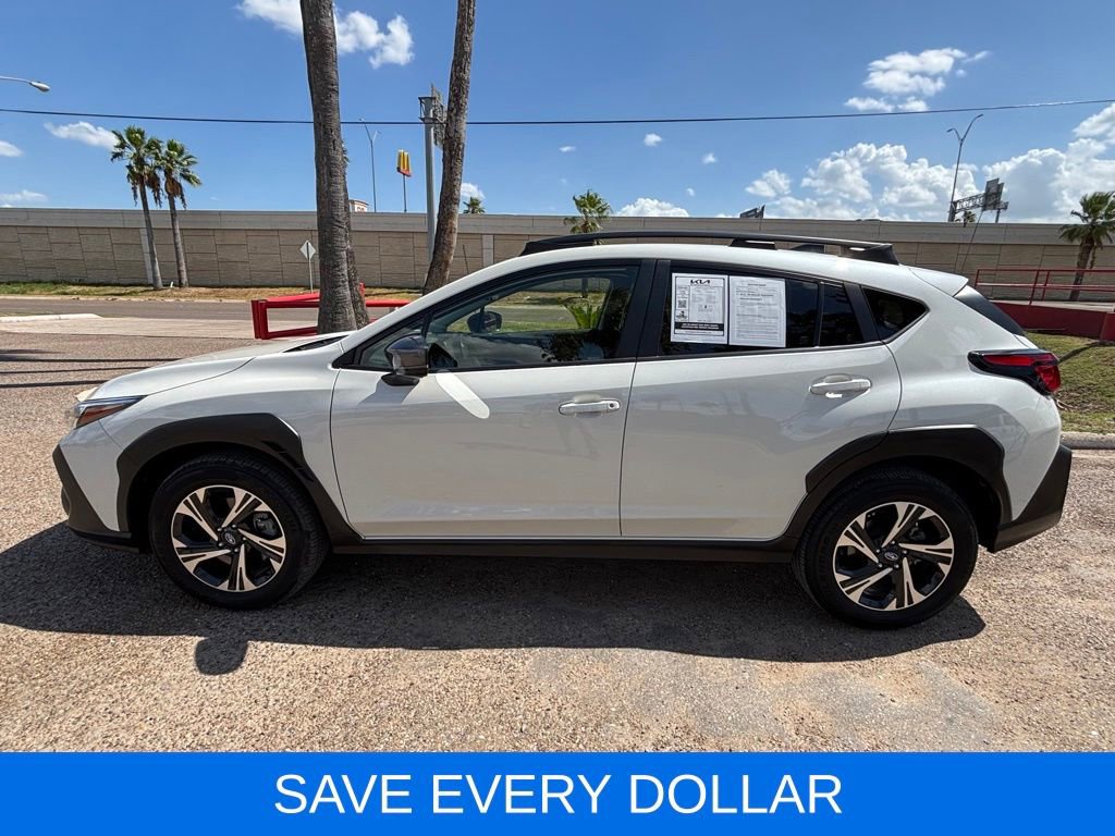 Used 2024 Subaru Crosstrek 2.0i Premium image 4