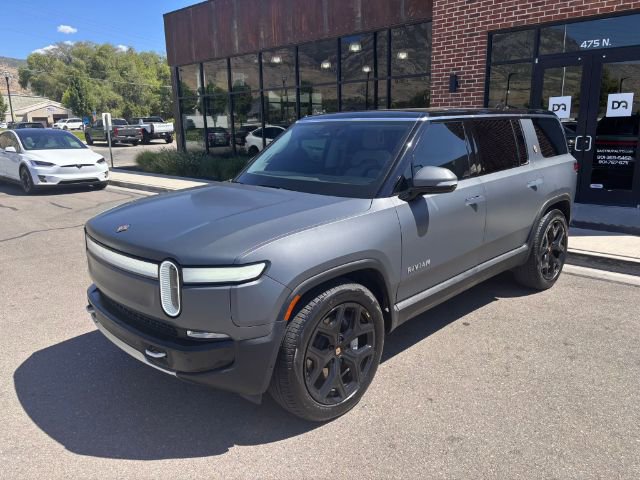Used 2024 Rivian R1S Adventure image 8