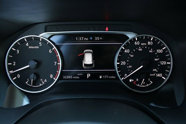 Used 2023 Nissan Rogue S image 19