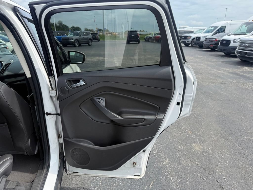 Used 2016 Ford Escape Titanium w/ Equipment Group 301A AWD/4WD image 50