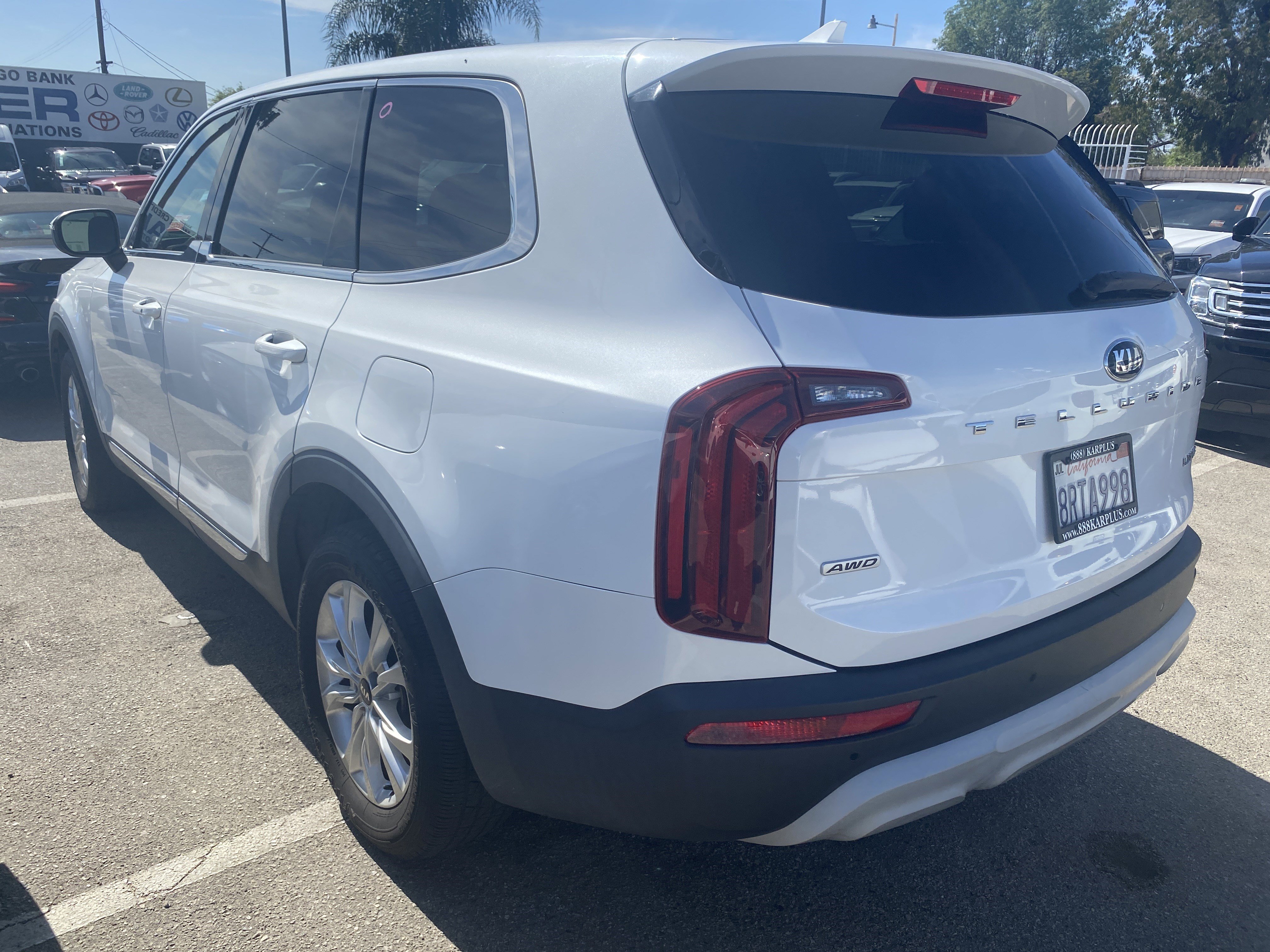 Used 2020 Kia Telluride LX image 11