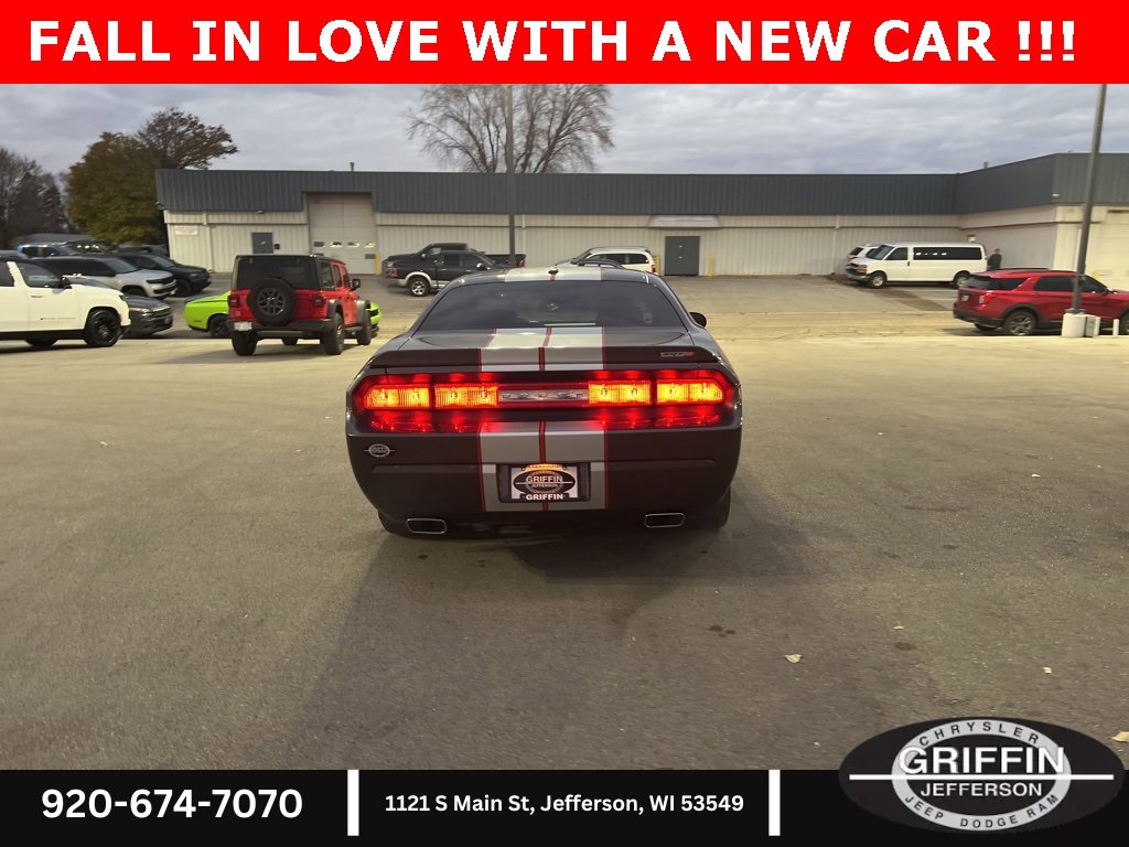 Used 2014 Dodge Challenger SRT8 image 13