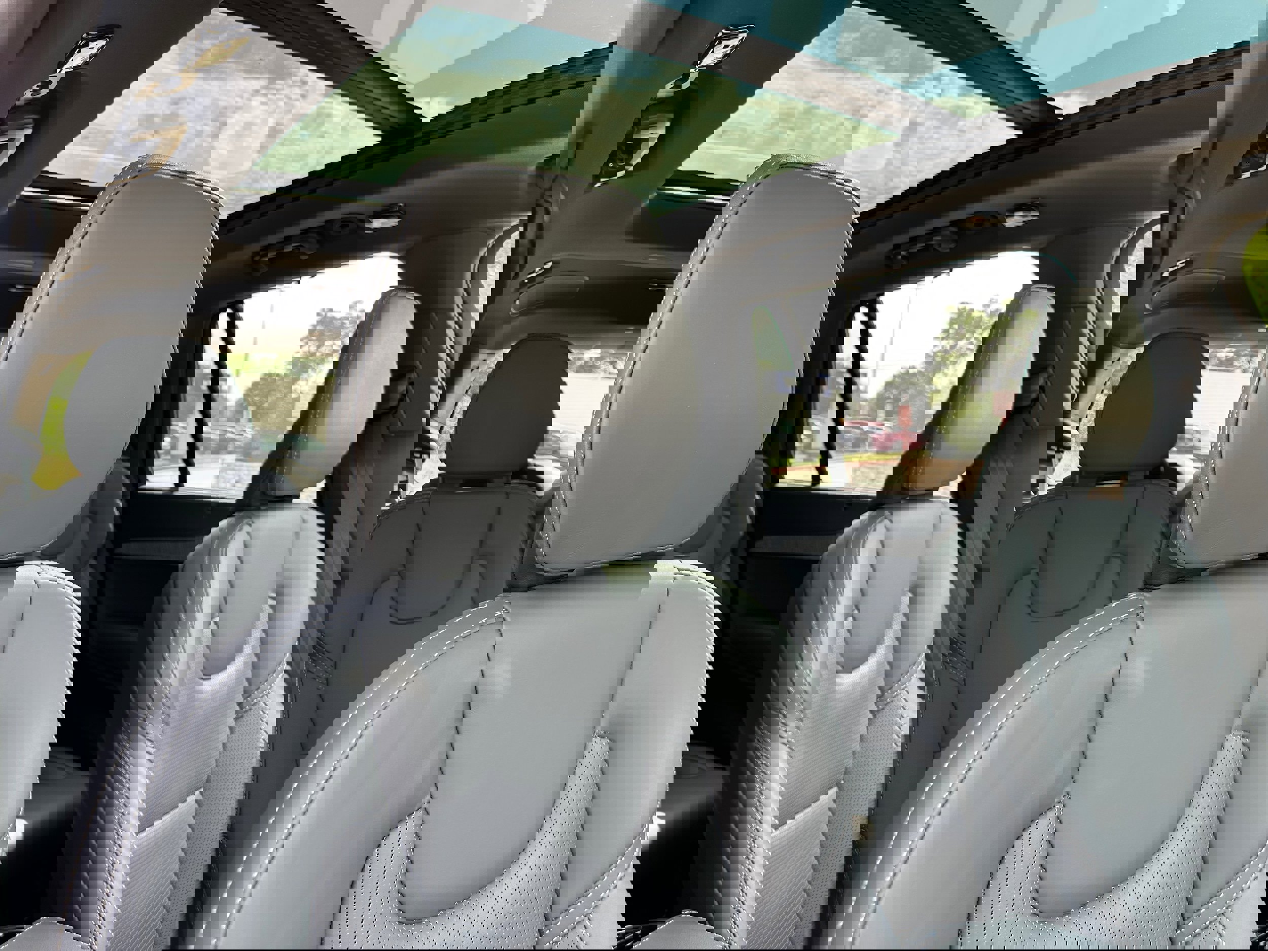 Certified 2024 Volvo XC90 T8 Ultimate image 11