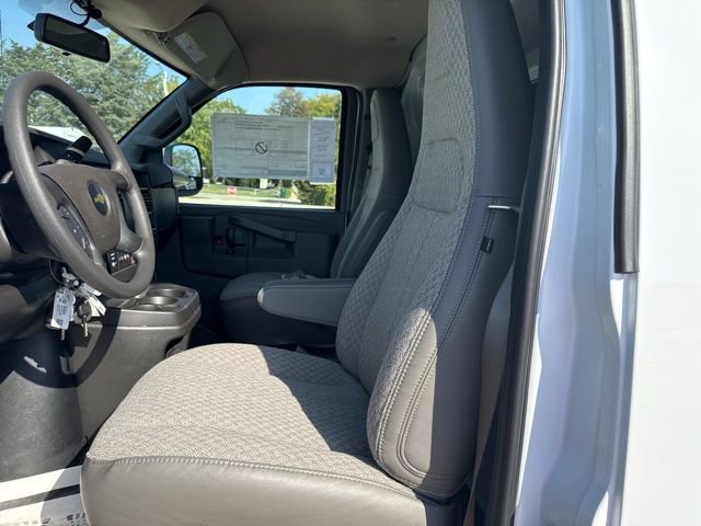 New 2025 Chevrolet Express 3500 Extended w/ Driver Convenience Package image 12