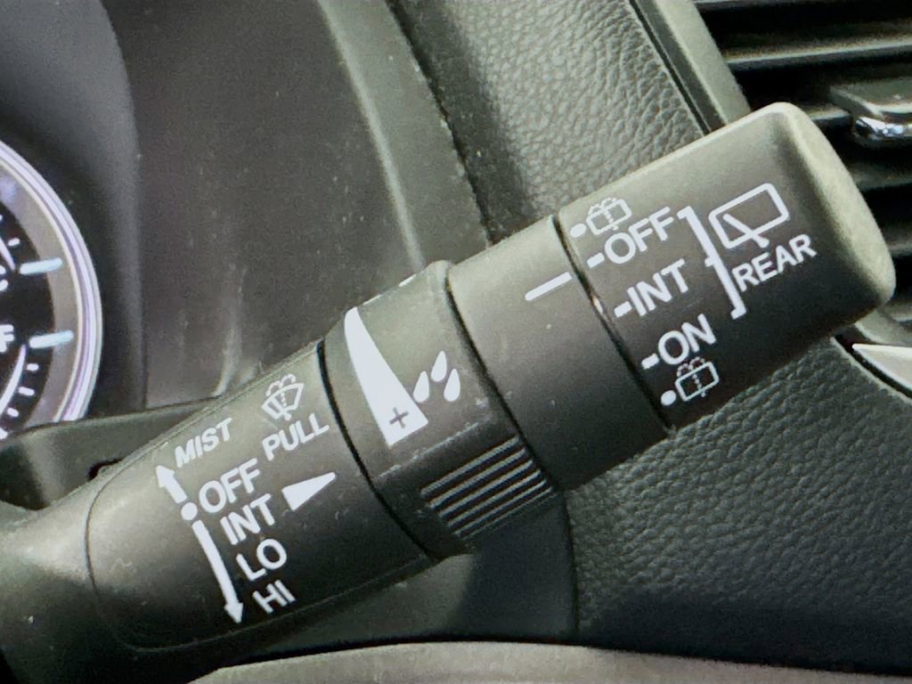 Used 2018 Honda Pilot LX image 14