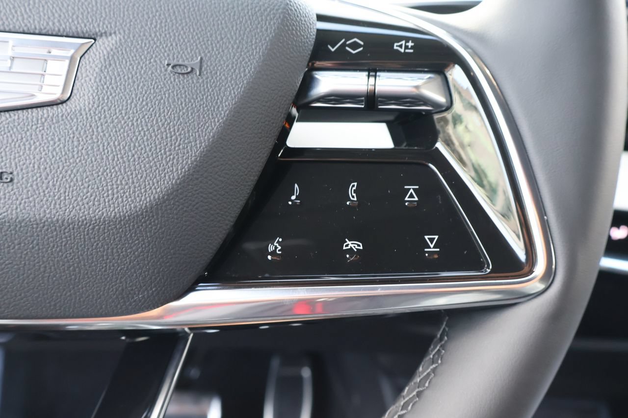New 2027 Cadillac Optiq Sport w/ LPO, ONYX Package AWD/4WD image 23