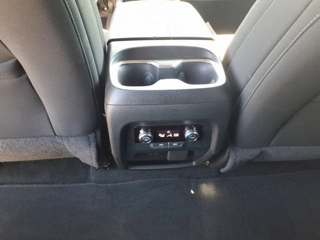 Used 2025 GMC Acadia Elevation AWD/4WD image 16