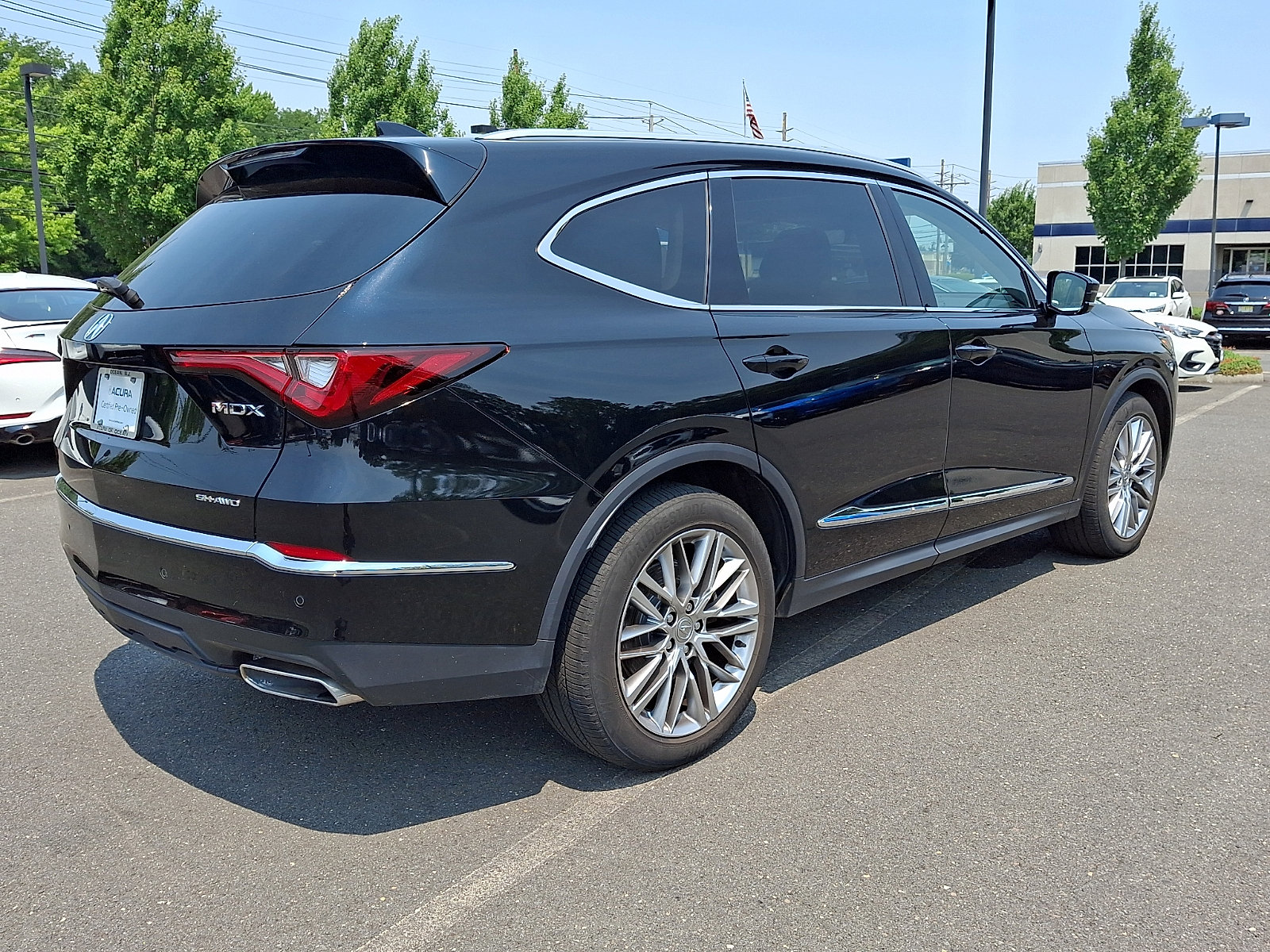 Certified 2023 Acura MDX w/ Advance Package AWD/4WD image 6