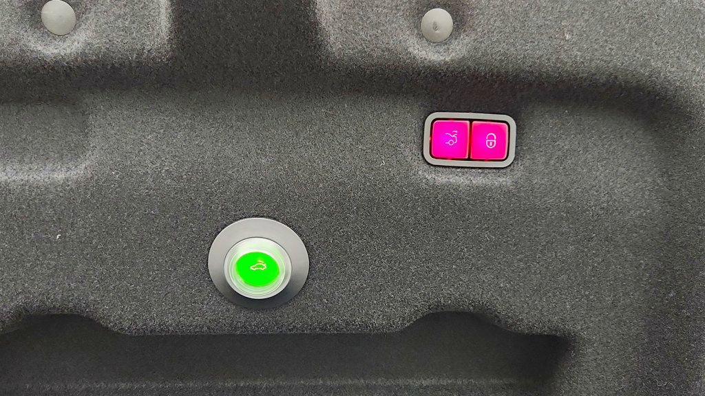 Used 2022 Mercedes-Benz SL 55 AMG 4MATIC image 21