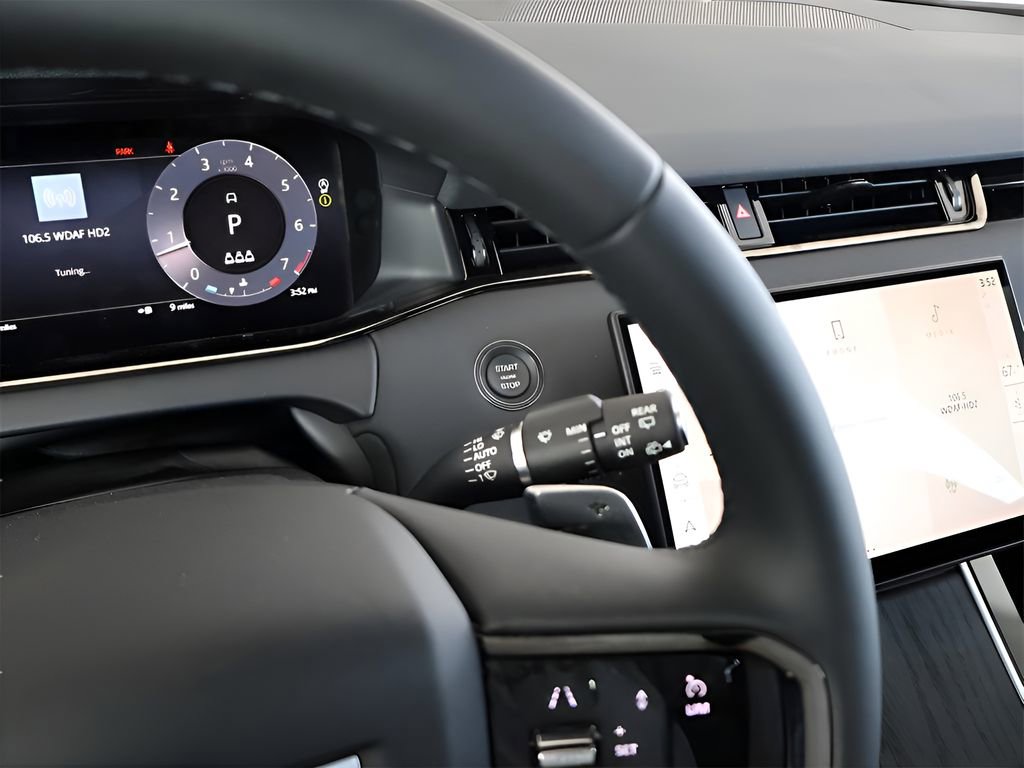 New 2026 Land Rover Range Rover Evoque Dynamic SE image 28