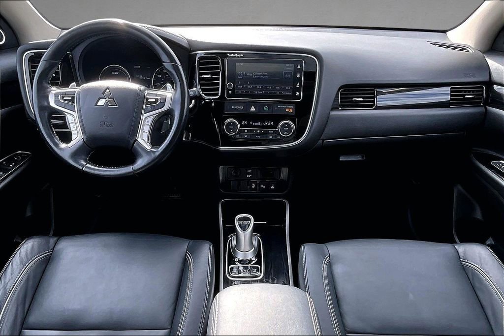Used 2018 Mitsubishi Outlander GT image 7