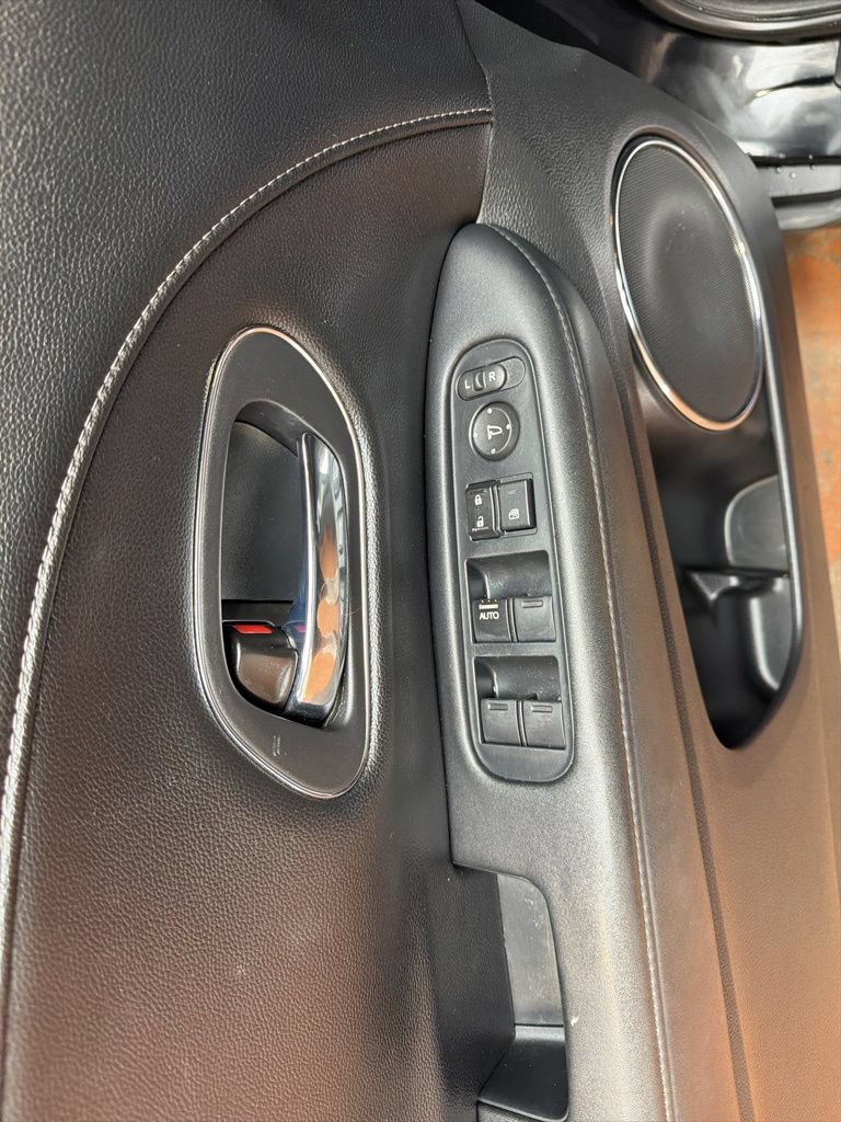 Used 2016 Honda HR-V EX-L image 22