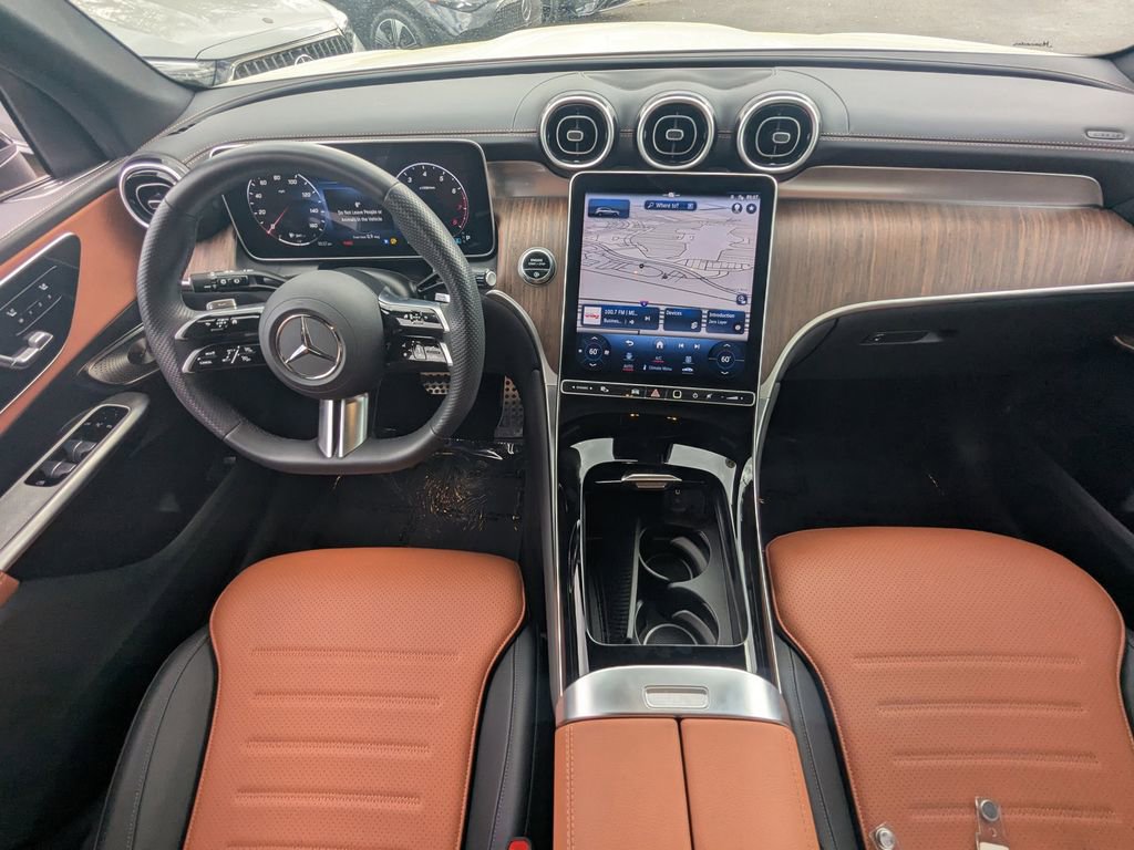 Certified 2024 Mercedes-Benz GLC 300 4MATIC image 3