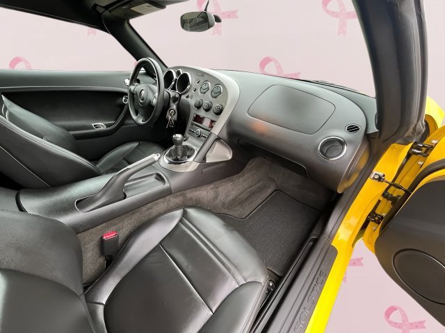 Used 2007 Pontiac Solstice Convertible w/ Premium Package RWD image 24