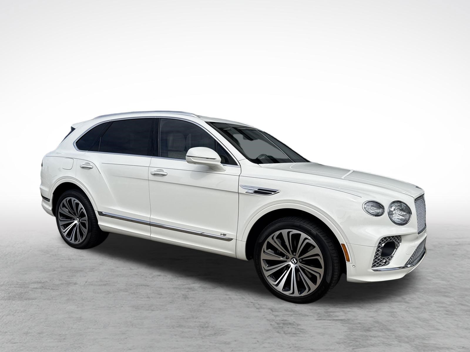Used 2022 Bentley Bentayga AWD/4WD image 8