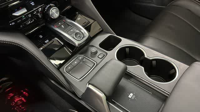 Used 2024 Acura MDX SH-AWD w/ Advance Package image 22