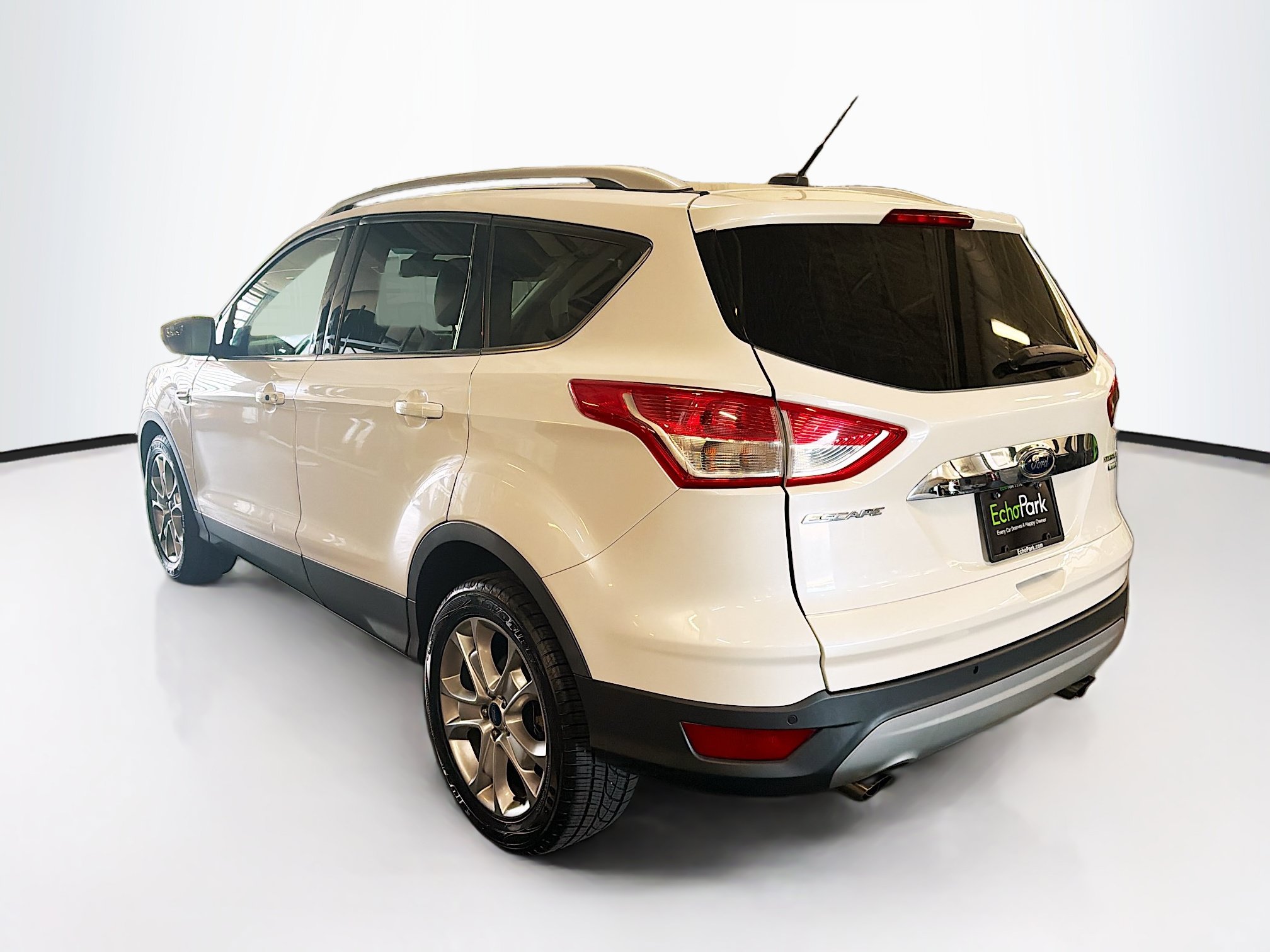 Used 2015 Ford Escape Titanium AWD/4WD image 5