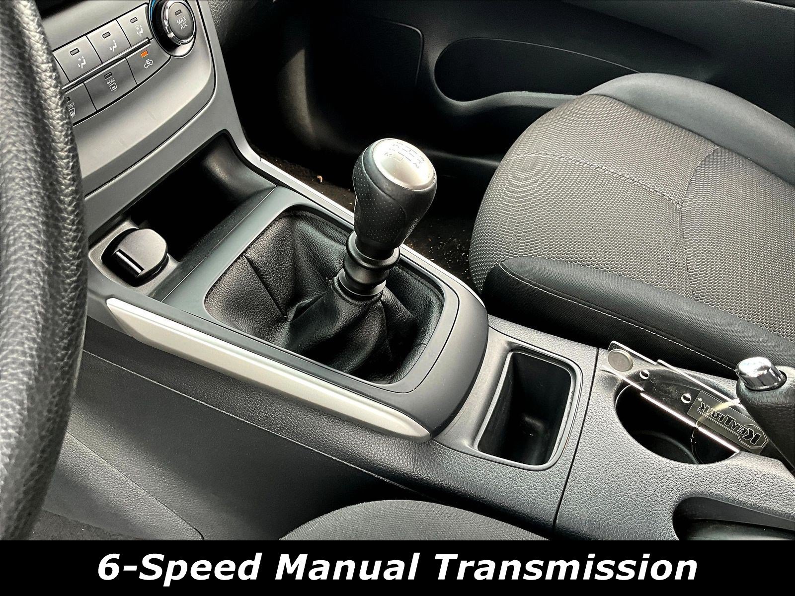 Used 2016 Nissan Sentra S FWD image 18