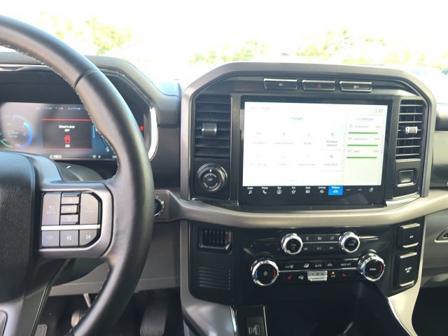 Used 2024 Ford F150 Lightning XLT AWD/4WD image 16