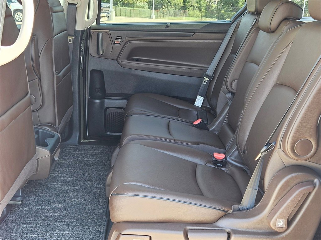 New 2026 Honda Odyssey Touring image 16