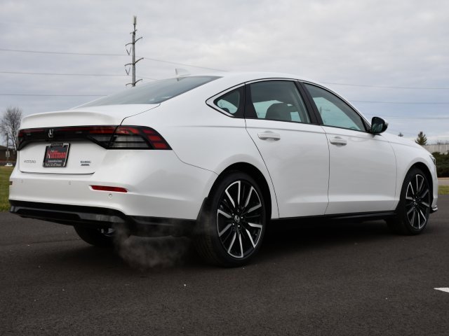 New 2025 Honda Accord Touring image 7