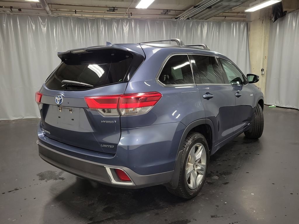 Used 2017 Toyota Highlander Limited image 8