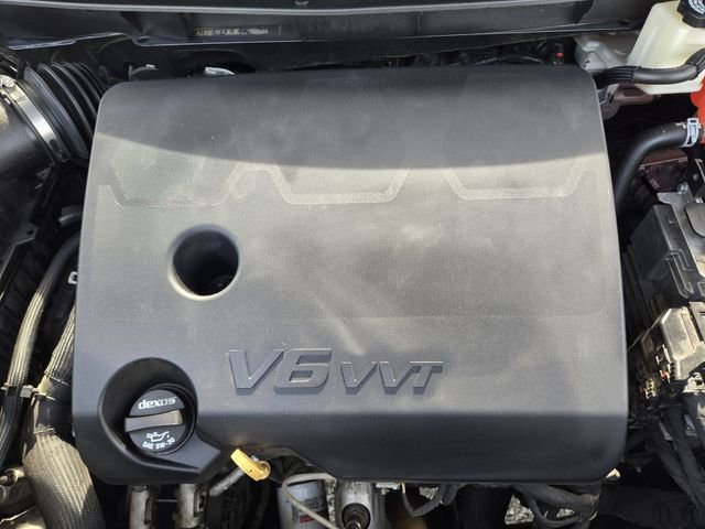 Used 2021 Chevrolet Traverse LS FWD image 30