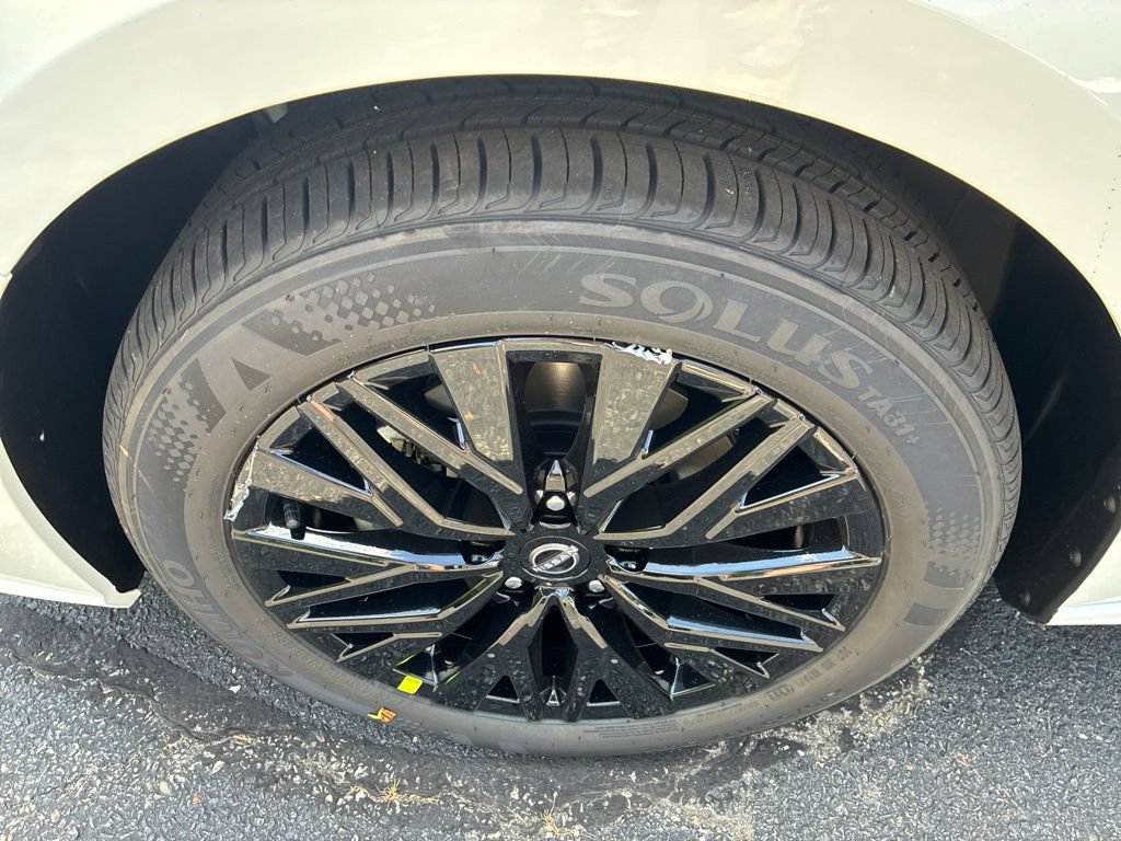 New 2026 Nissan Altima 2.5 SV w/ SV Special Edition Package AWD/4WD image 12
