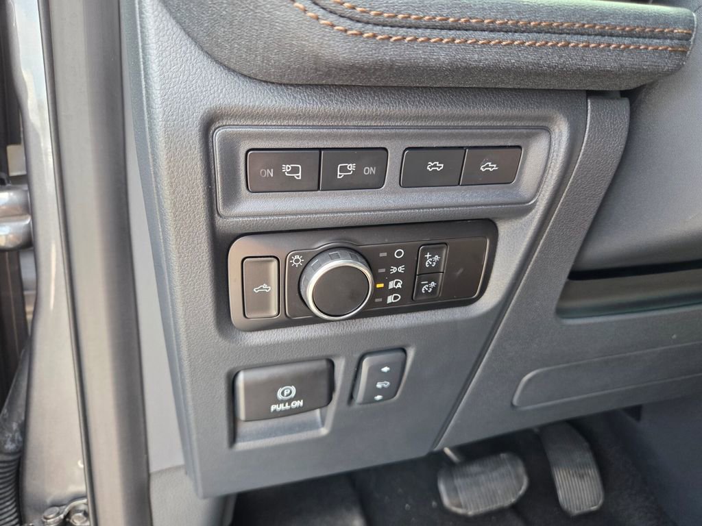 Used 2024 Ford F150 Lightning Lariat AWD/4WD image 26