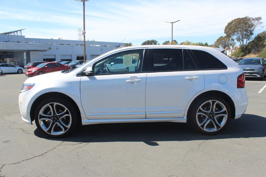 Used 2014 Ford Edge Sport w/ Driver Entry Package AWD/4WD image 2