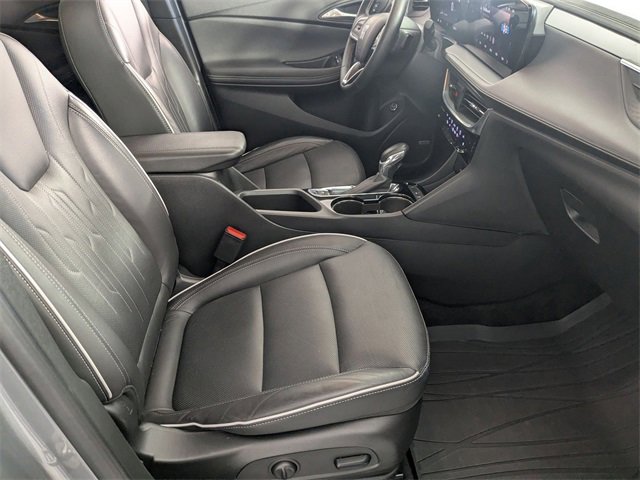 Certified 2024 Buick Encore GX Avenir w/ Avenir Convenience Package image 33