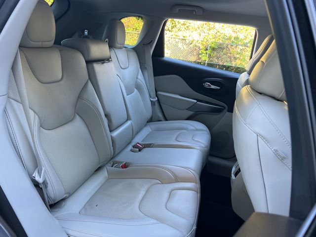 Used 2021 Jeep Cherokee Latitude Lux image 33