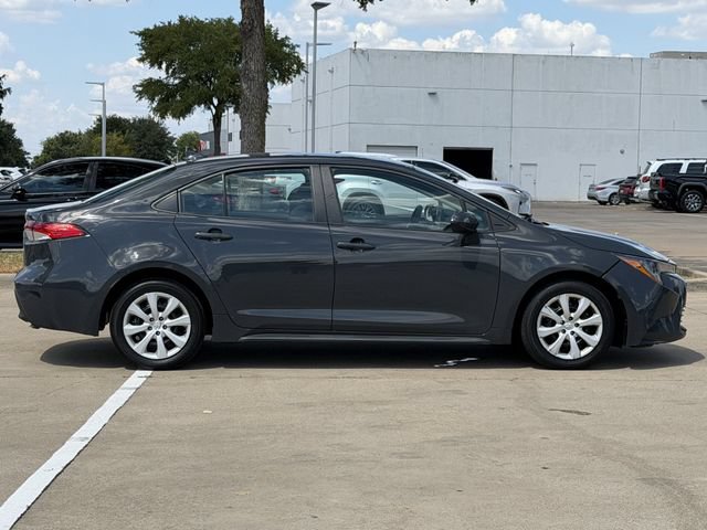Used 2025 Toyota Corolla LE FWD image 3