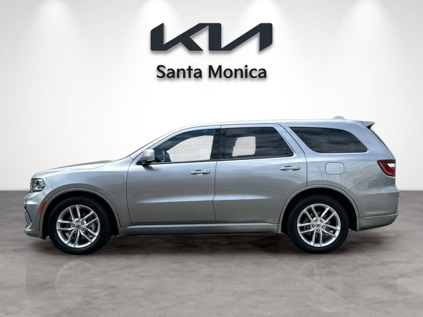 Used 2021 Dodge Durango GT RWD image 3