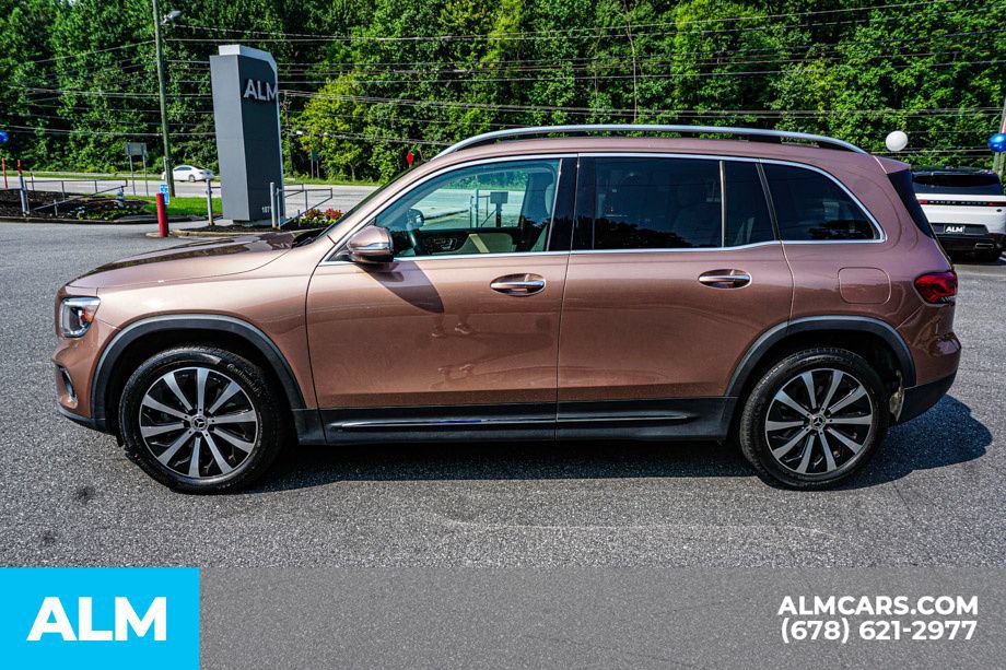 Used 2022 Mercedes-Benz GLB 250 4MATIC w/ Premium Package Lite image 7