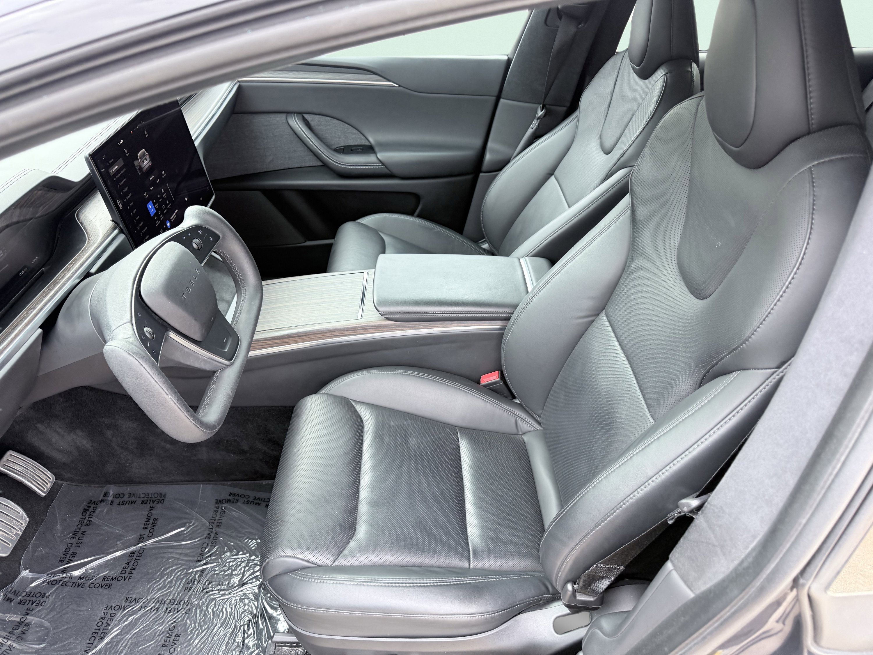 Used 2023 Tesla Model X image 23