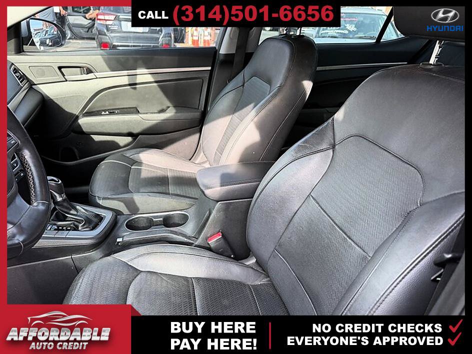 Used 2017 Hyundai Elantra Limited w/ Limited Tech Package 04 FWD image 10