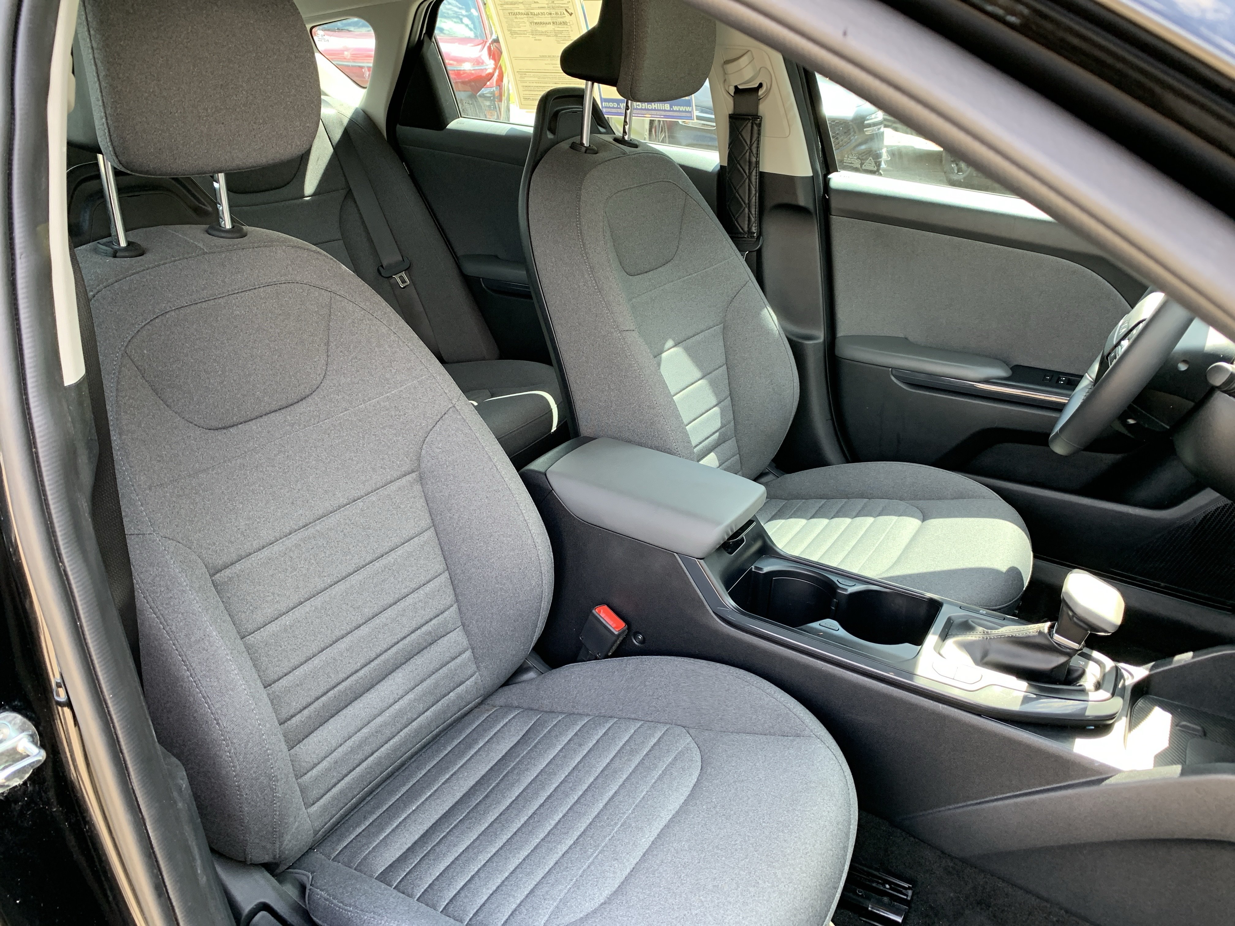 Used 2025 Kia K4 EX FWD image 28