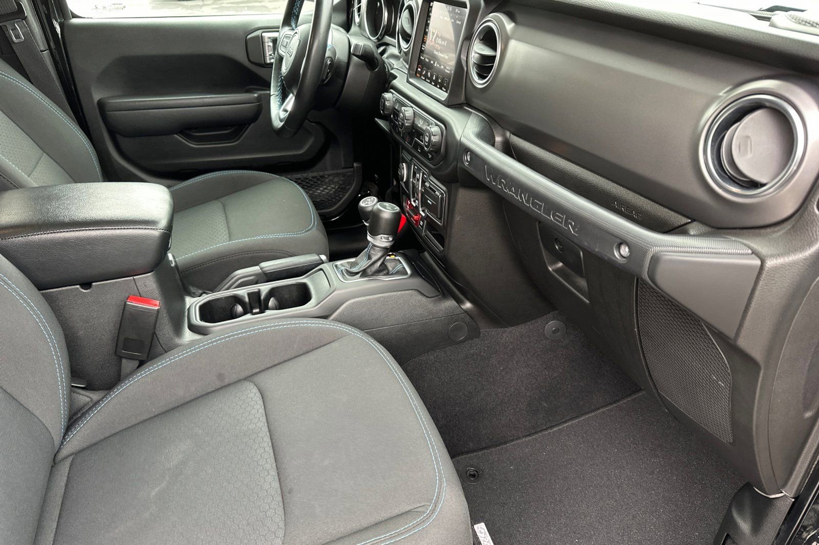 Used 2022 Jeep Wrangler Unlimited Rubicon 4xe image 19