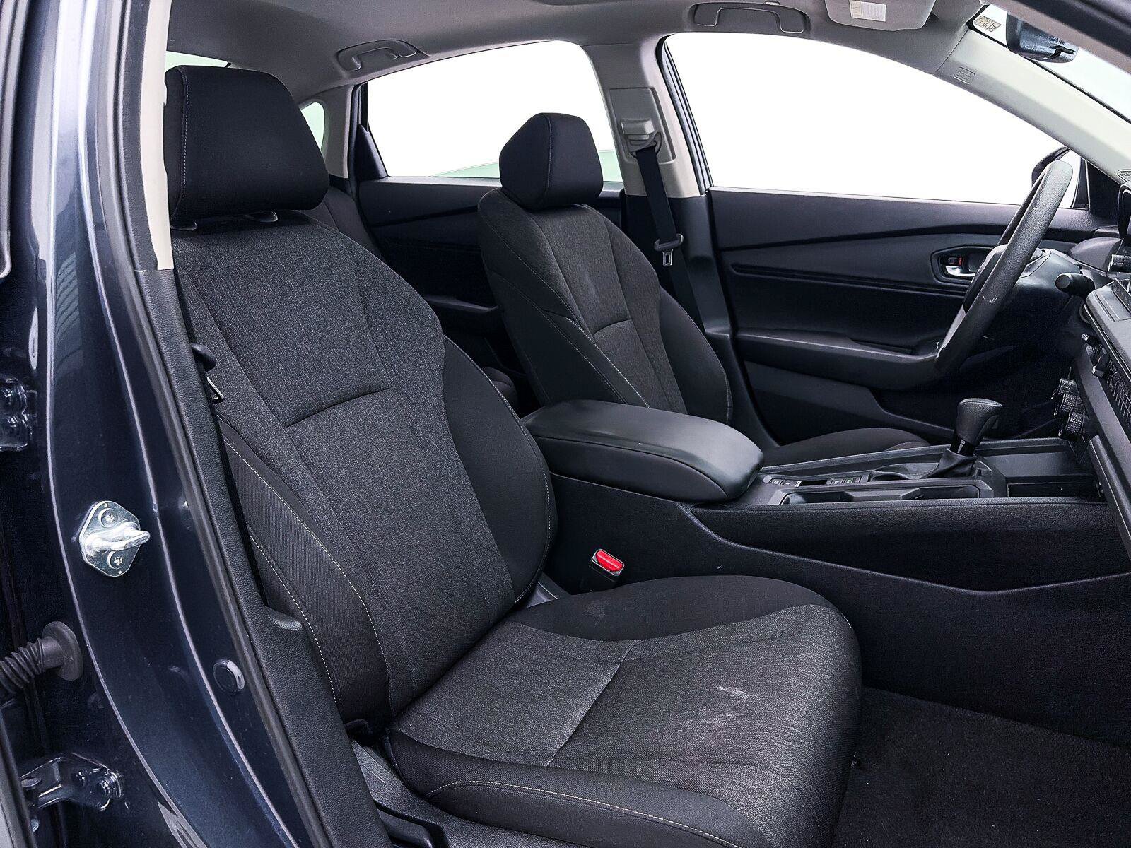 Used 2025 Honda Accord SE image 34