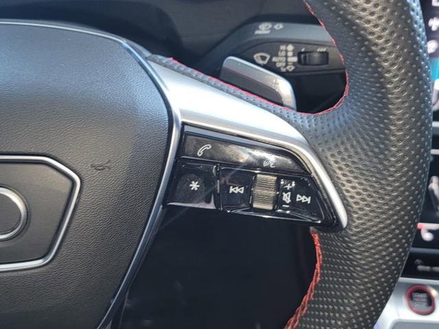 Used 2024 Audi S7 Prestige w/ Prestige Package image 16