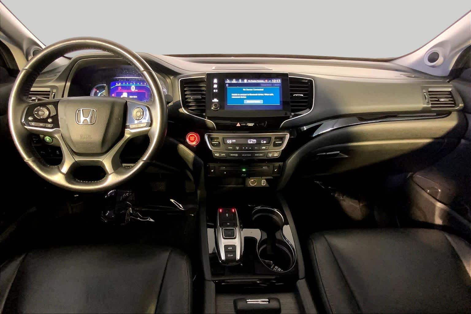 Used 2019 Honda Pilot Touring image 16