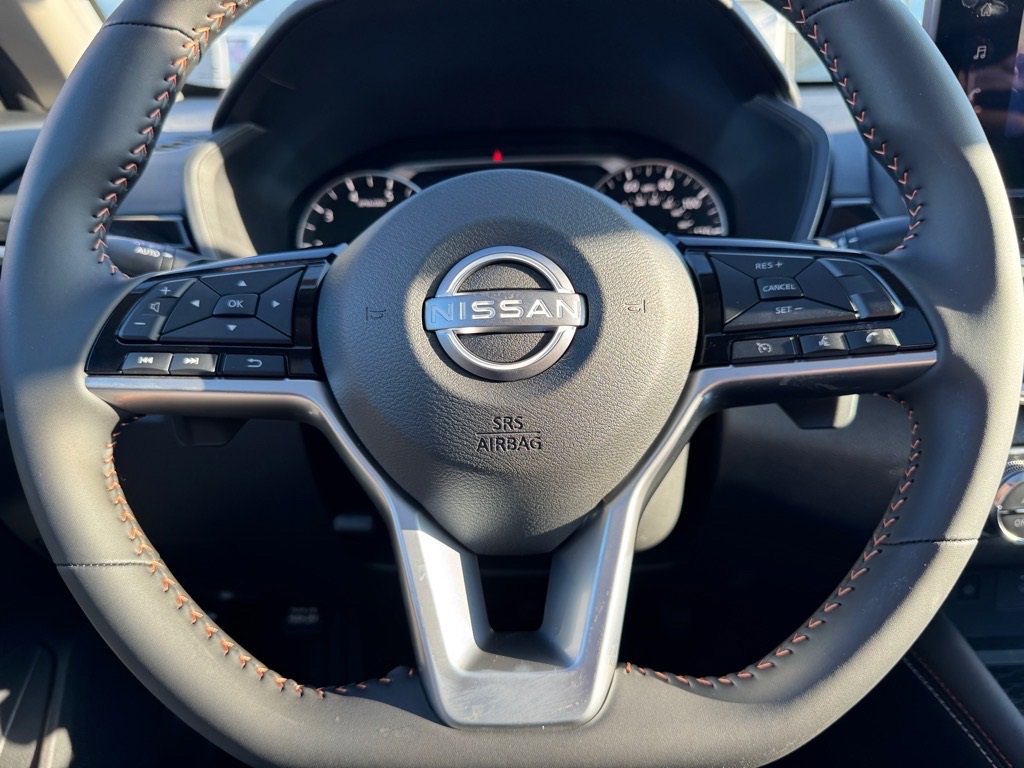 New 2025 Nissan Altima 2.5 SR w/ SR Premium Package image 16