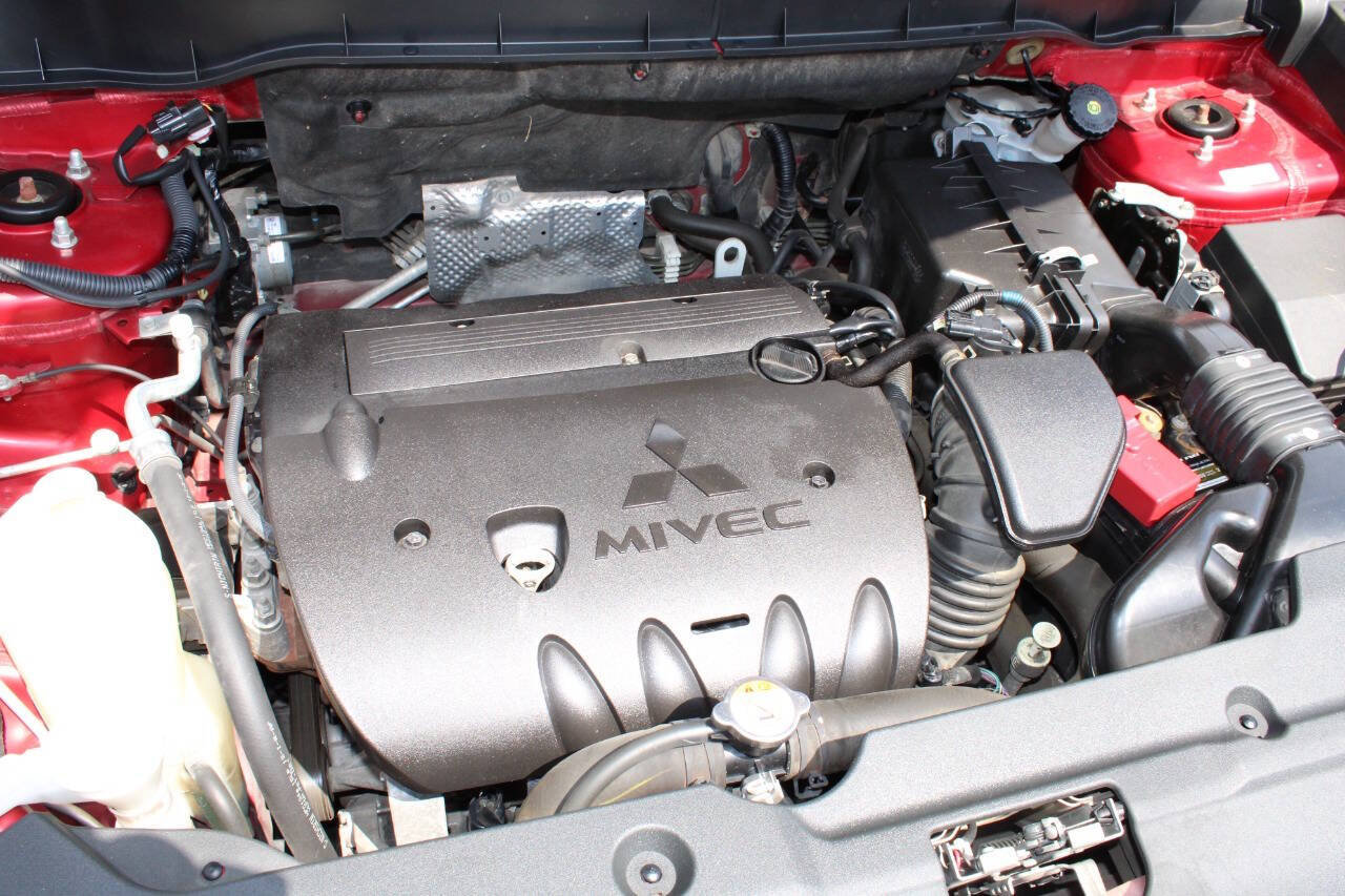 Used 2015 Mitsubishi Outlander Sport GT AWD/4WD image 26