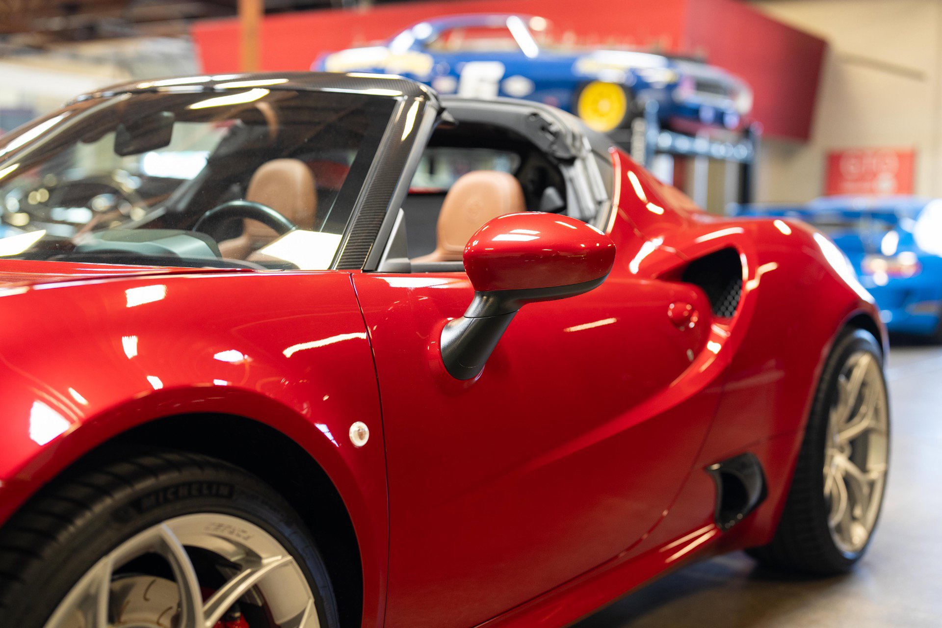 Used 2018 Alfa Romeo 4C Spider w/ Convenience Group - Spider image 23