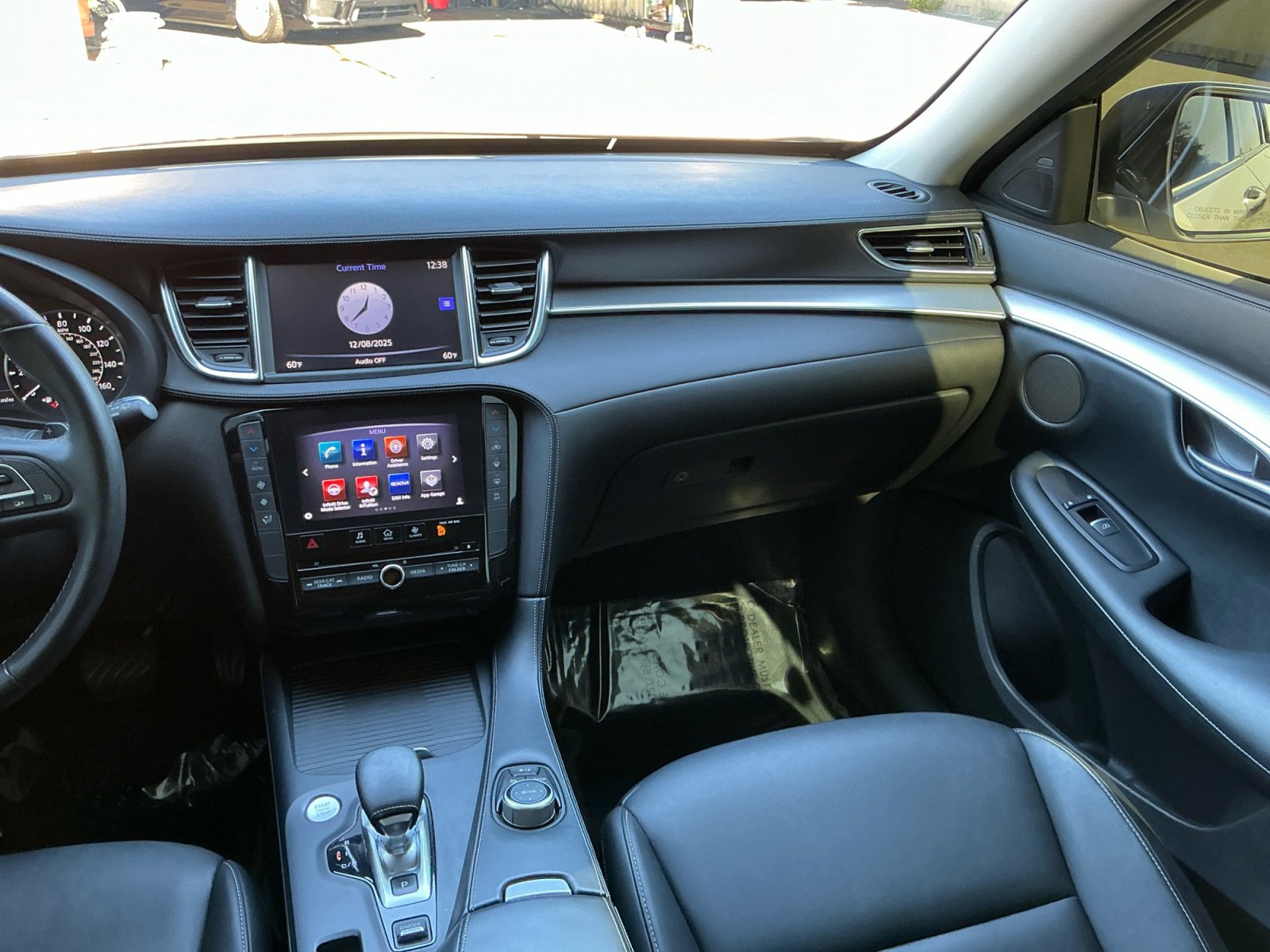 Used 2019 INFINITI QX50 Luxe image 17