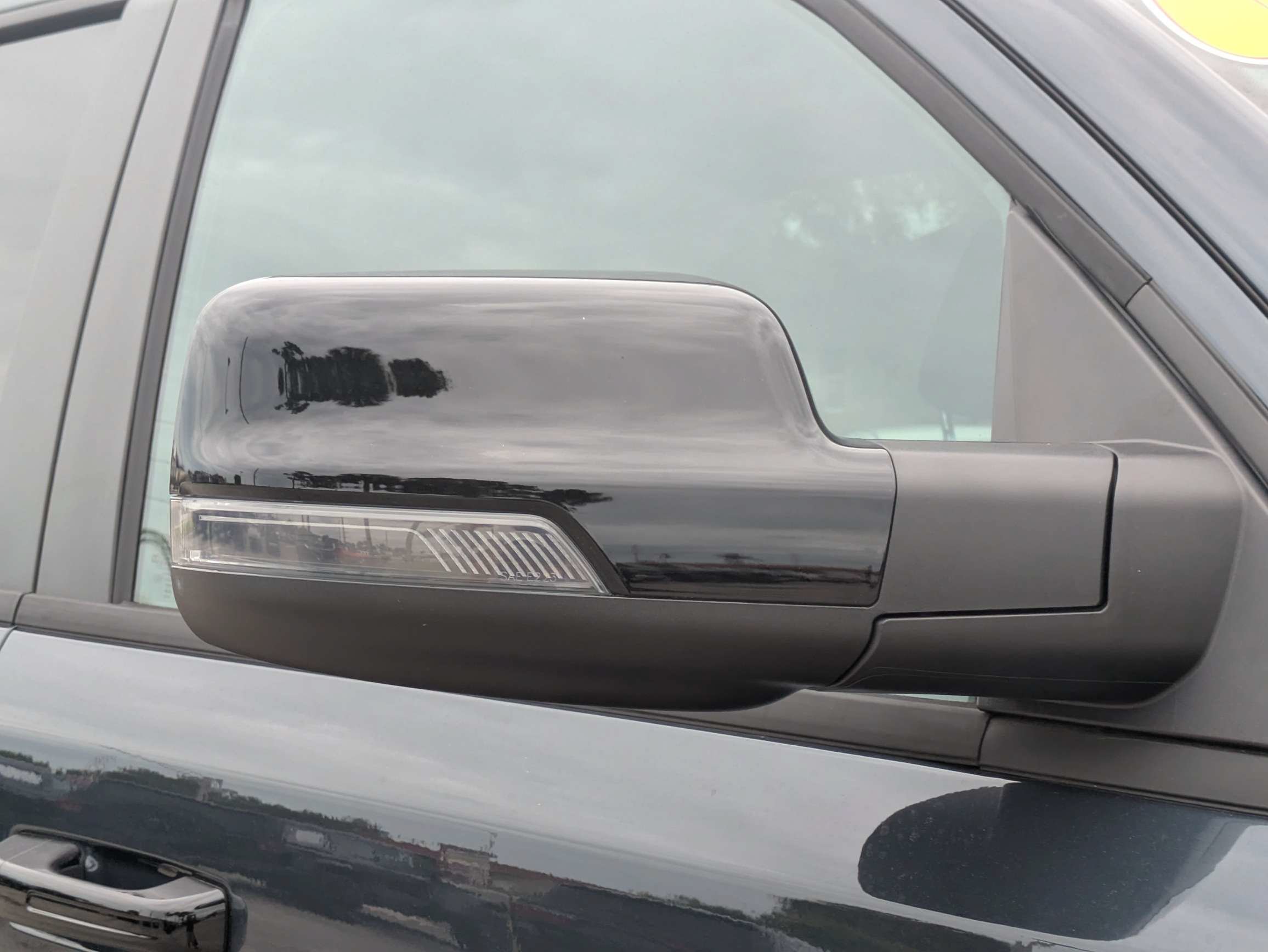 Used 2025 RAM 1500 Big Horn AWD/4WD image 13